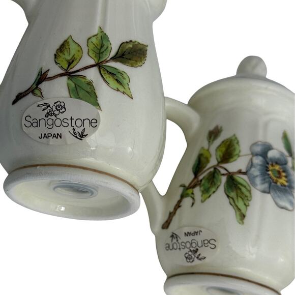 Vintage Apple Blossom Floral Sangostone Salt and Pepper Shaker Set Ceramic  MIB - Picture 5 of 10